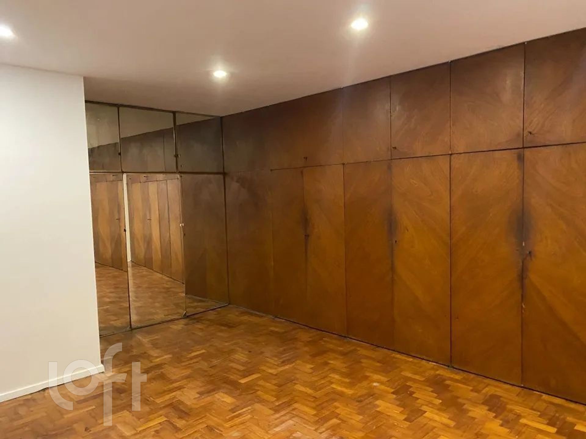 Apartamento à venda com 4 quartos, 258m² - Foto 15