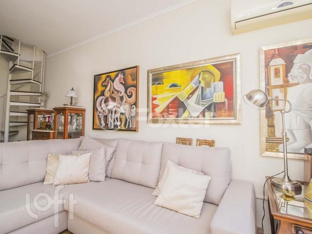 Apartamento com 130m², 2 dormitórios, 1 suíte, 1 vaga, Bela Vista em Porto Alegre