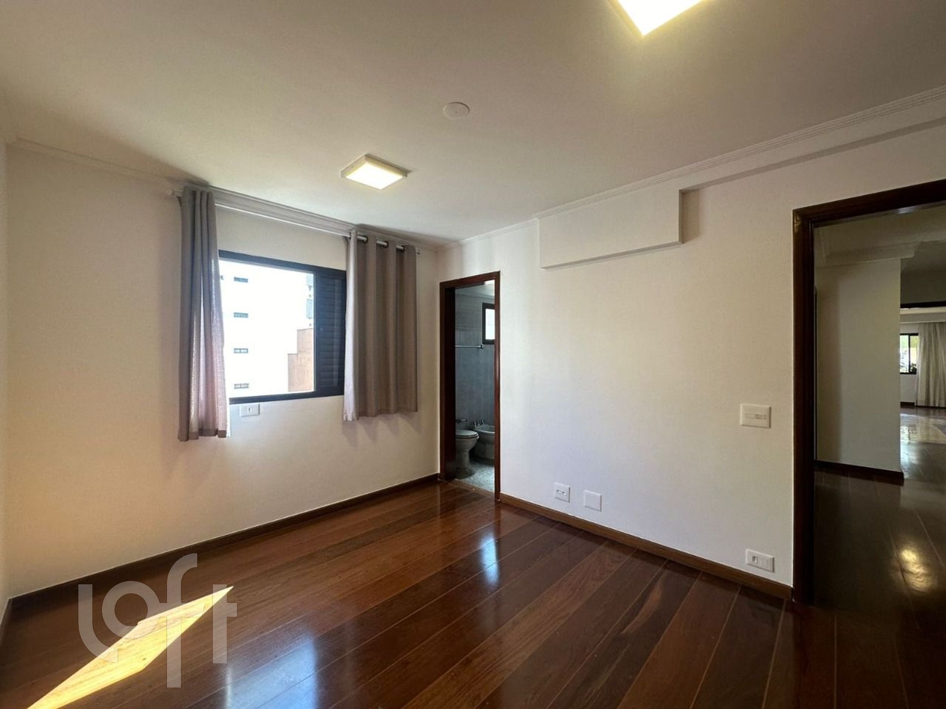 Apartamento à venda com 3 quartos, 189m² - Foto 17