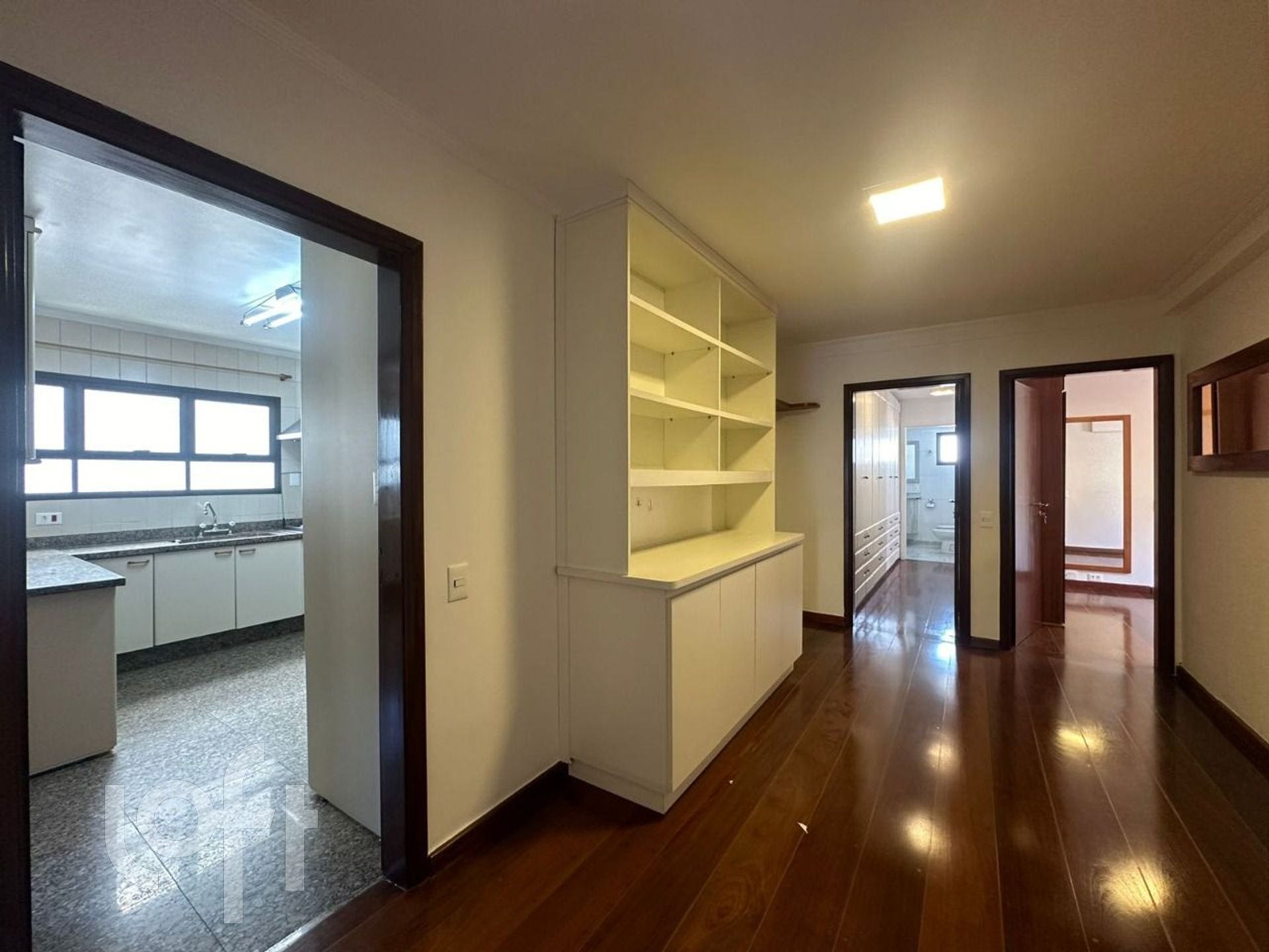 Apartamento à venda com 3 quartos, 189m² - Foto 12