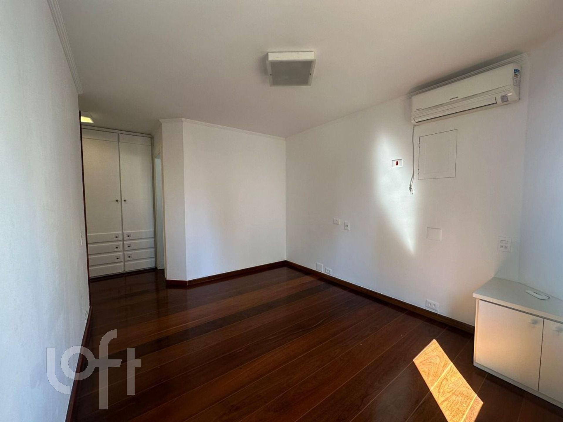 Apartamento à venda com 3 quartos, 189m² - Foto 24