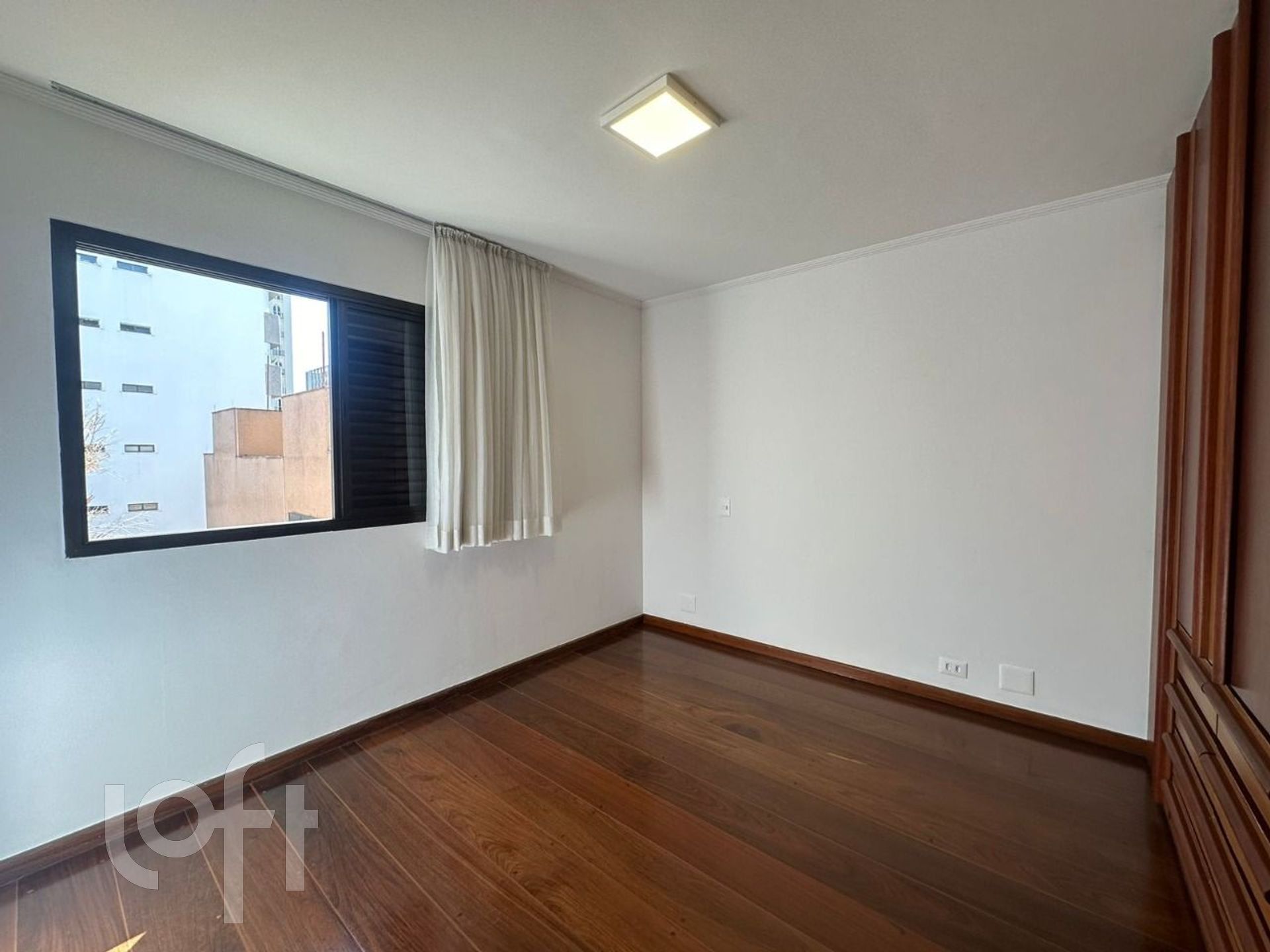 Apartamento à venda com 3 quartos, 189m² - Foto 15