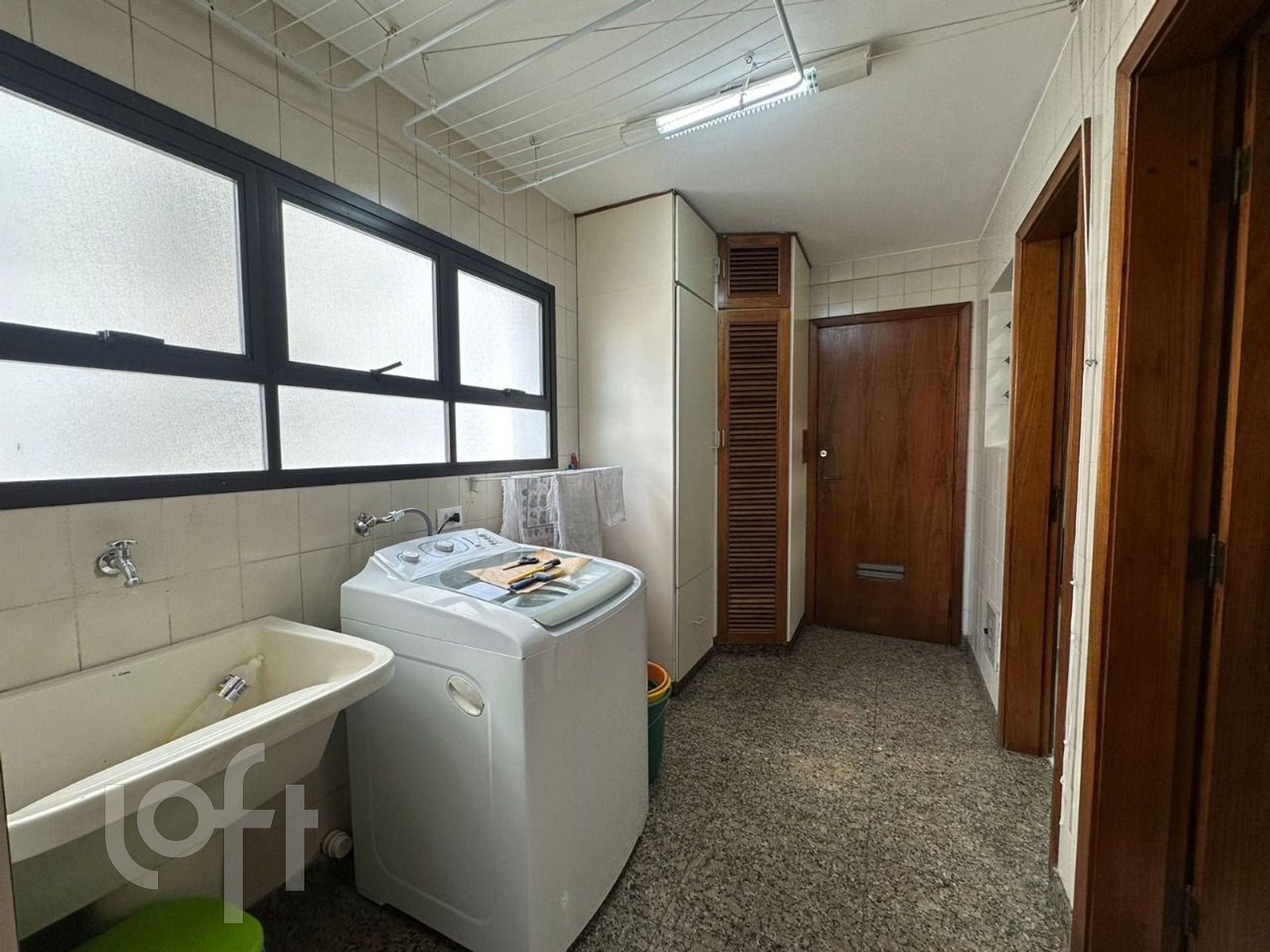 Apartamento à venda com 3 quartos, 189m² - Foto 36