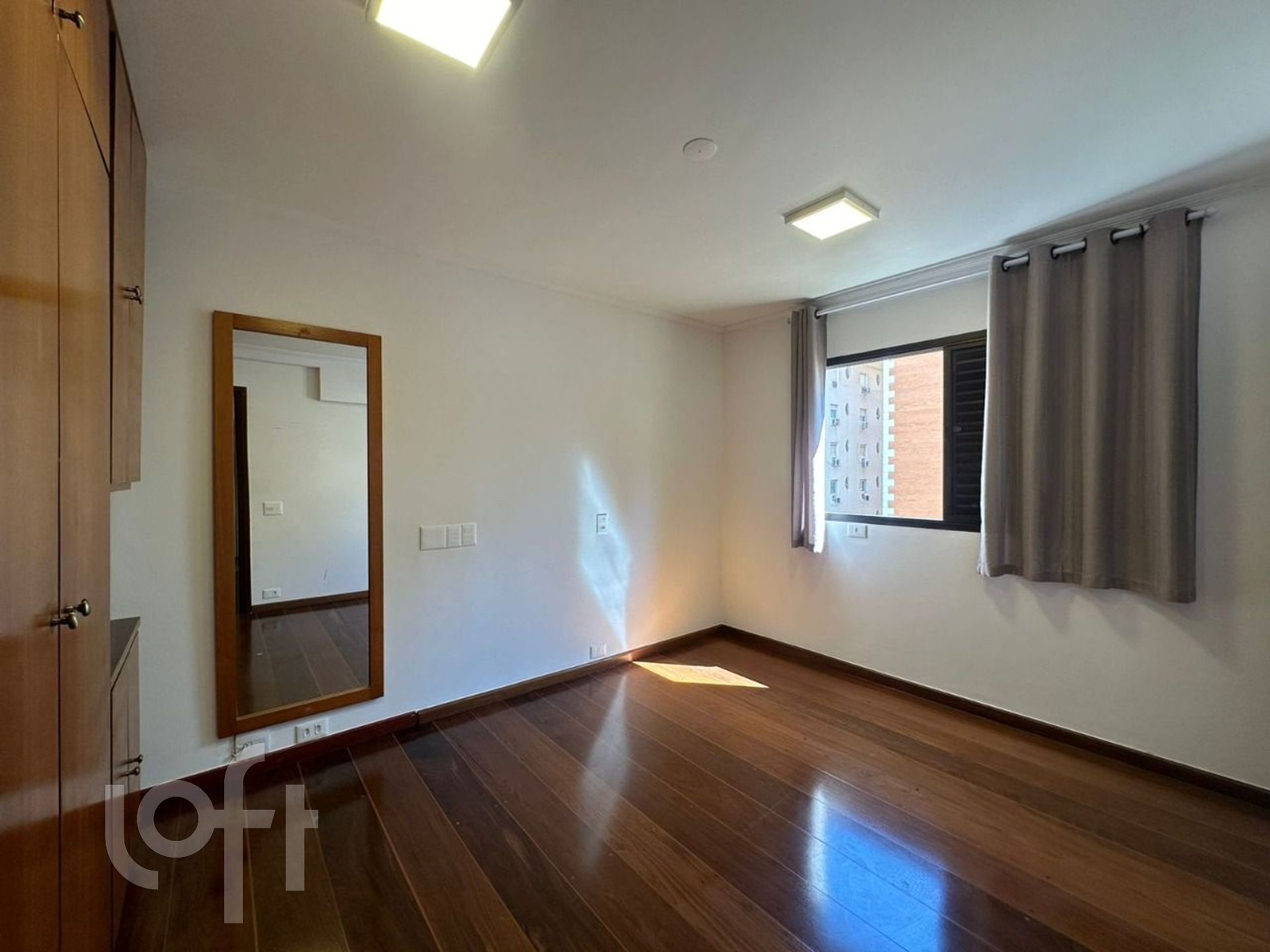 Apartamento à venda com 3 quartos, 189m² - Foto 14