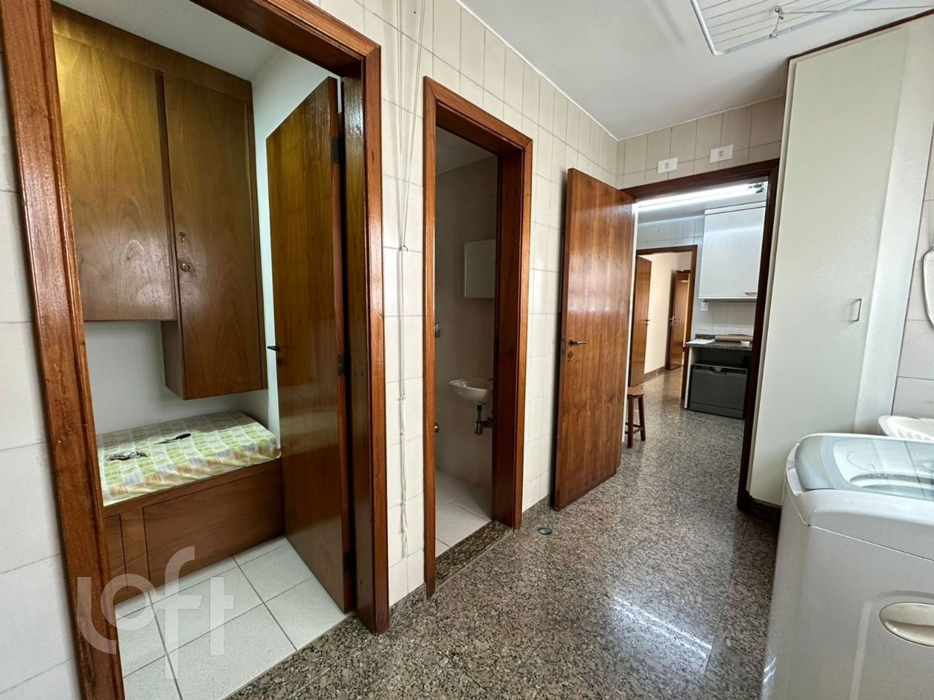 Apartamento à venda com 3 quartos, 189m² - Foto 37