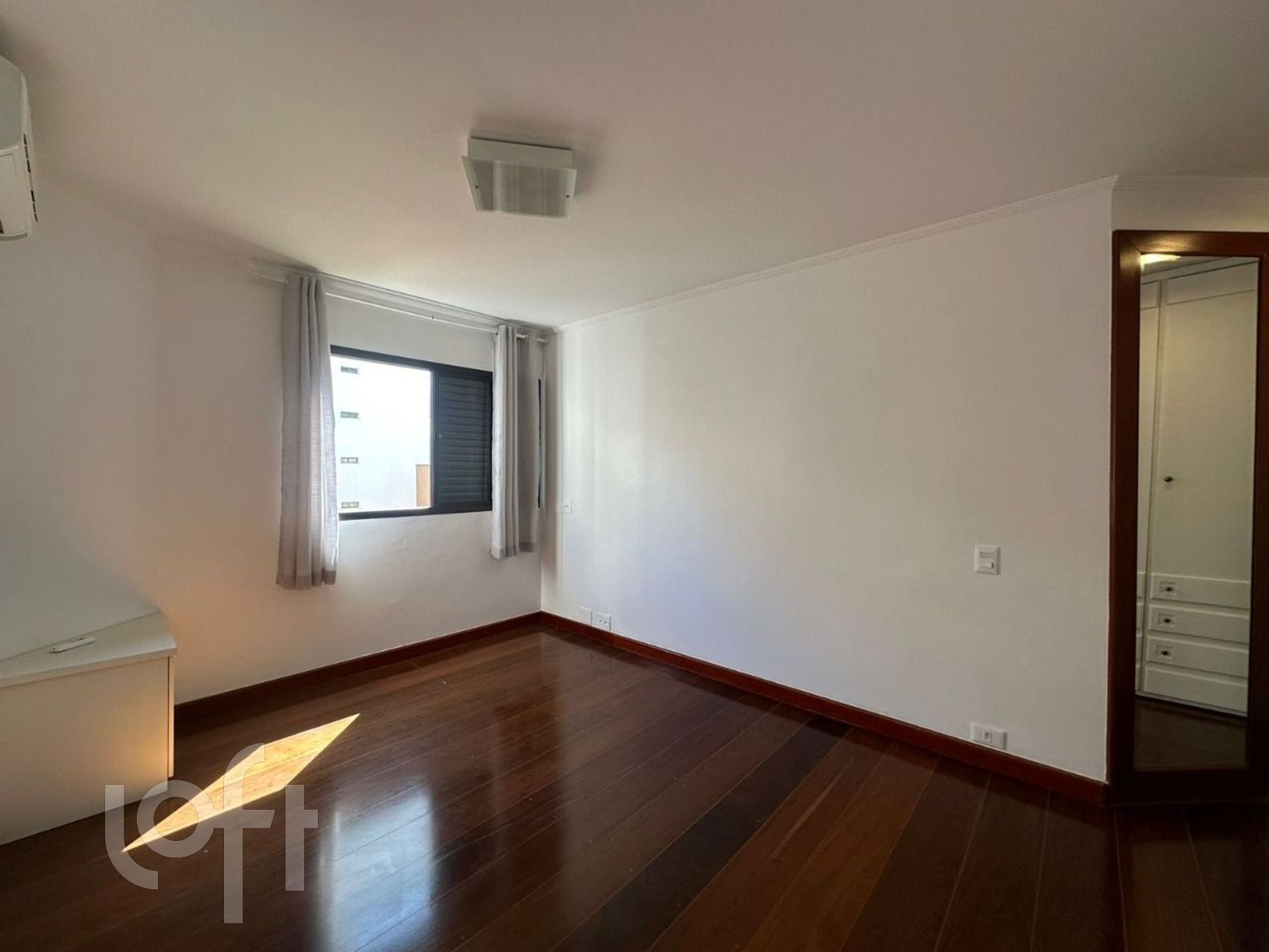 Apartamento à venda com 3 quartos, 189m² - Foto 23