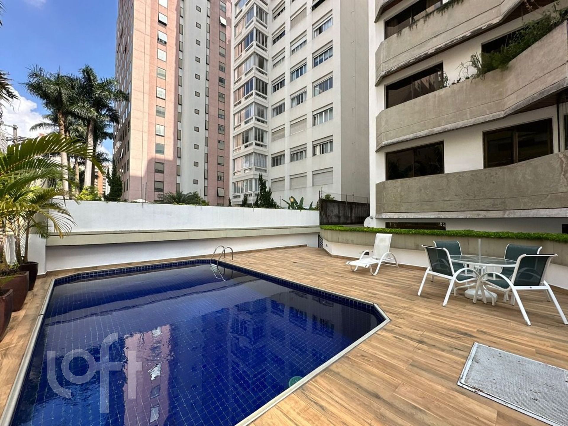 Apartamento à venda com 3 quartos, 189m² - Foto 43