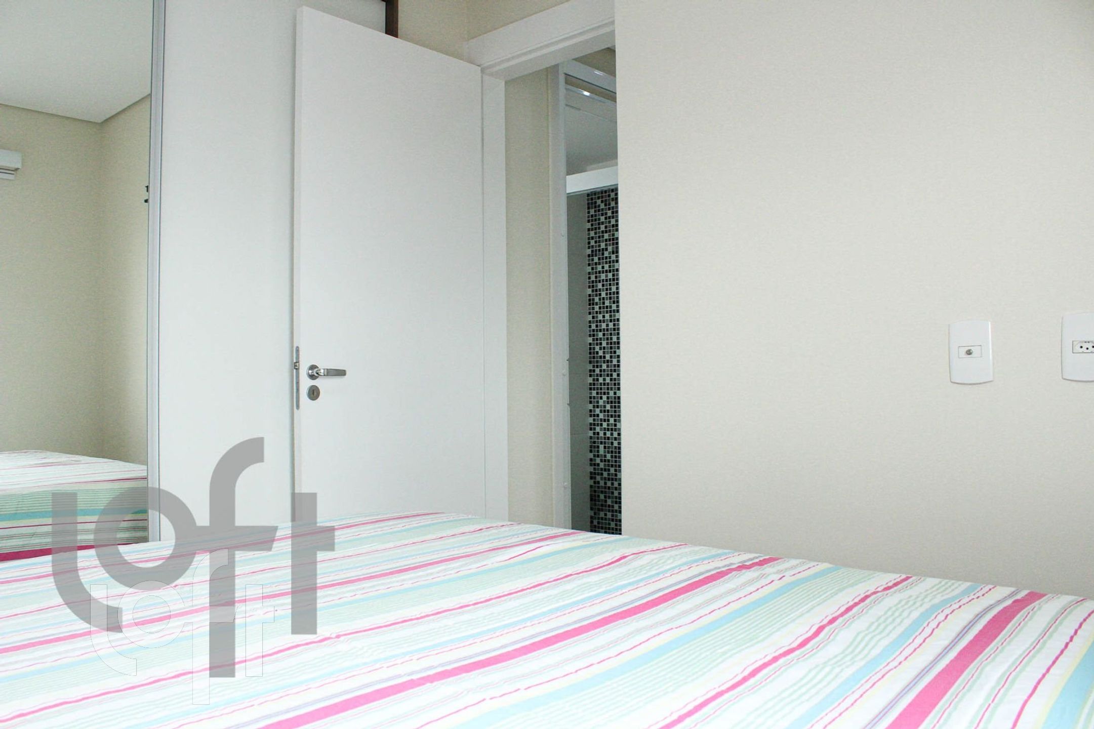 Apartamento à venda com 2 quartos, 45m² - Foto 30