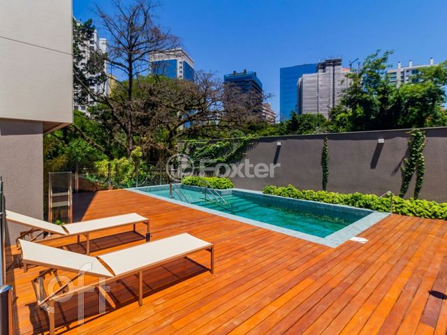 Apartamento com 154m², 3 dormitórios, 3 suítes, 2 vagas, Petrópolis em Porto Alegre