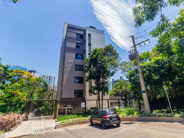 Apartamento com 154m², 3 dormitórios, 3 suítes, 2 vagas, Petrópolis em Porto Alegre