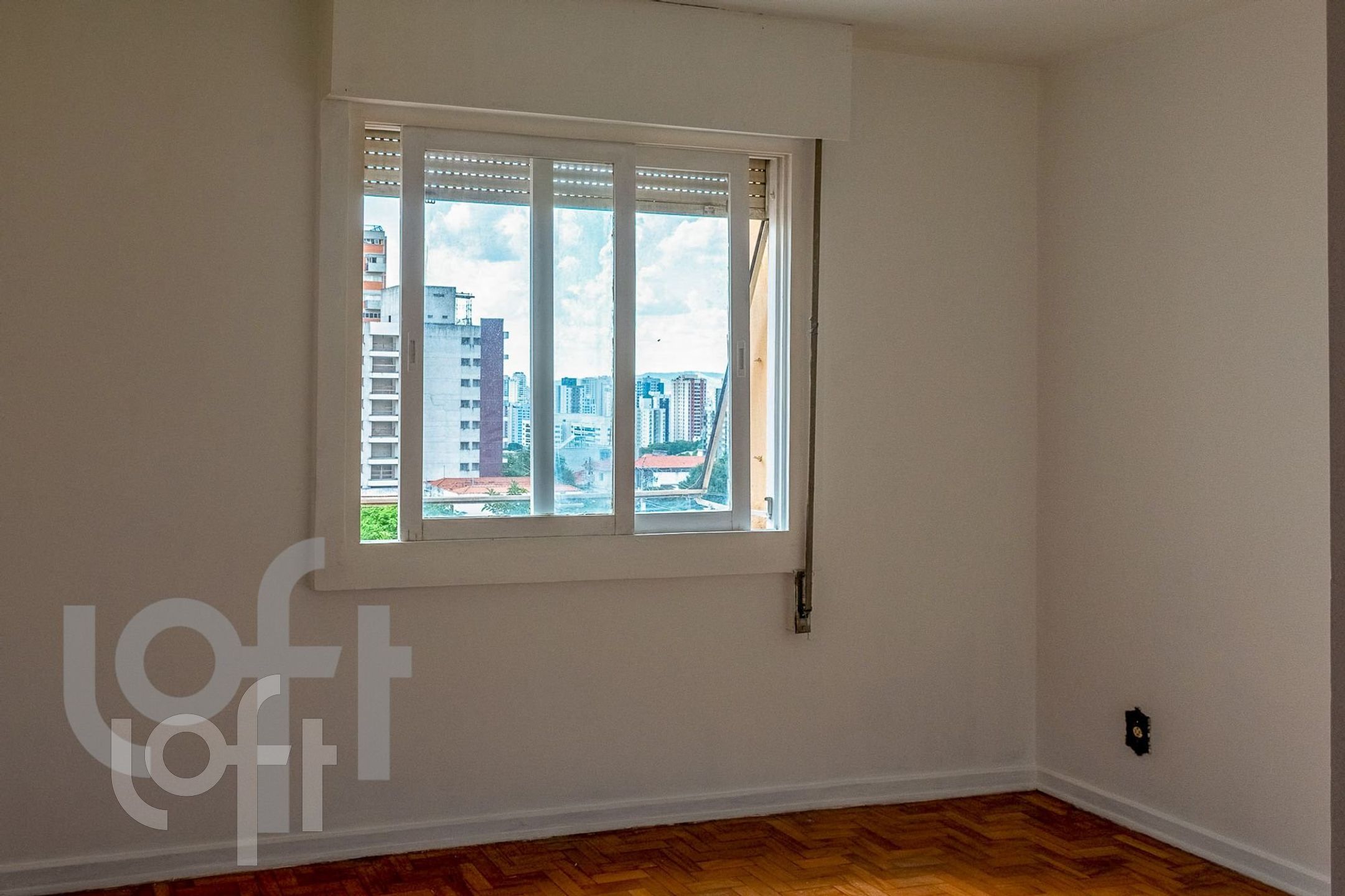 Apartamento à venda com 3 quartos, 77m² - Foto 19