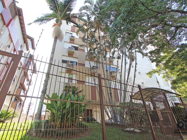 Apartamento com 148m², 3 dormitórios, 1 suíte, 2 vagas, Rio Branco em Porto Alegre