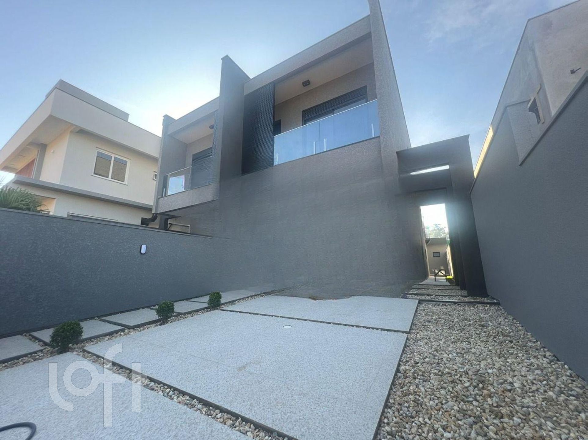 Casa Residencial com 200m², 2 quartos, 2 suítes, 2 garagens, no bairro Ingleses em Florianópolis