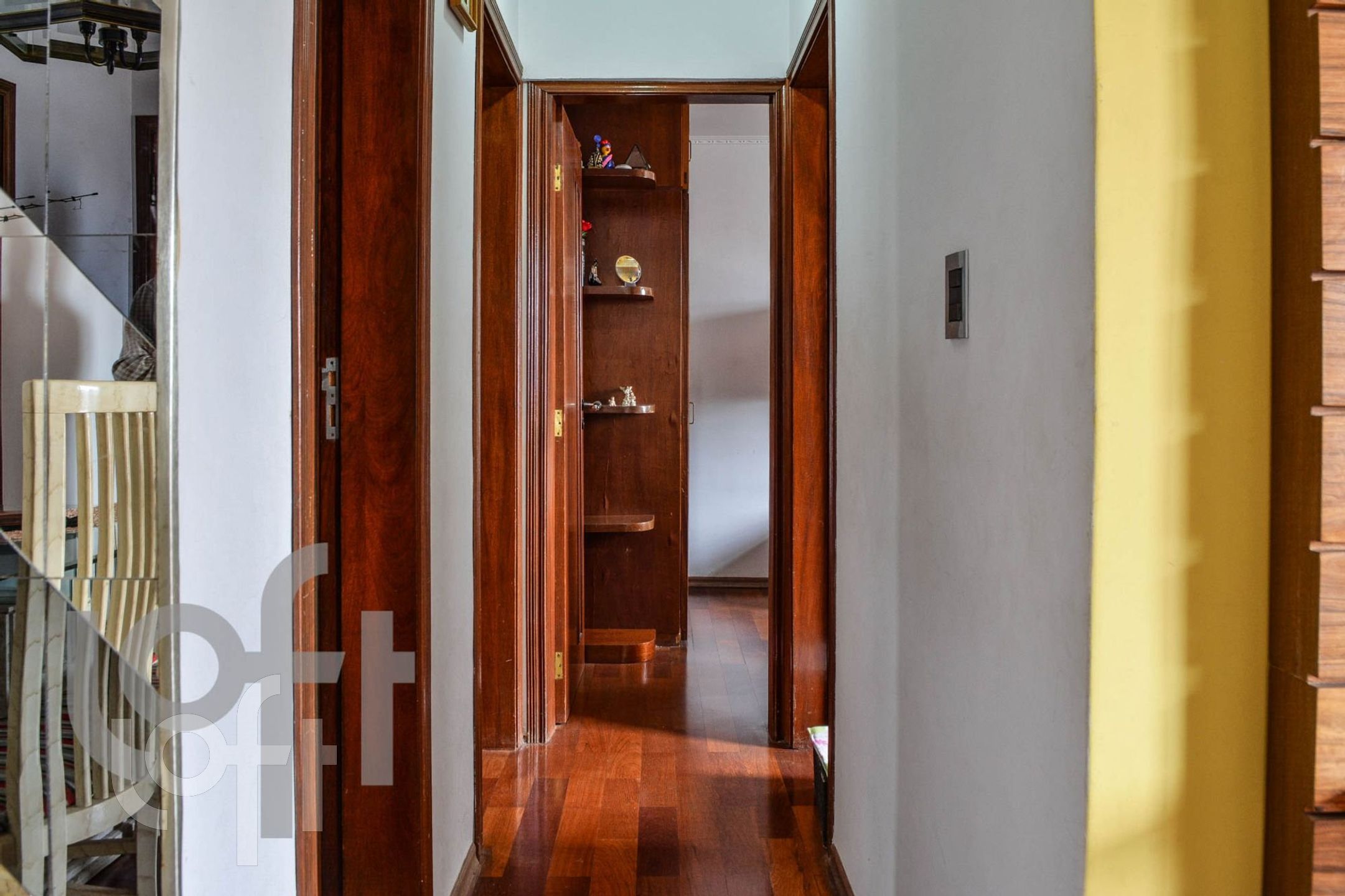 Apartamento à venda com 3 quartos, 78m² - Foto 2