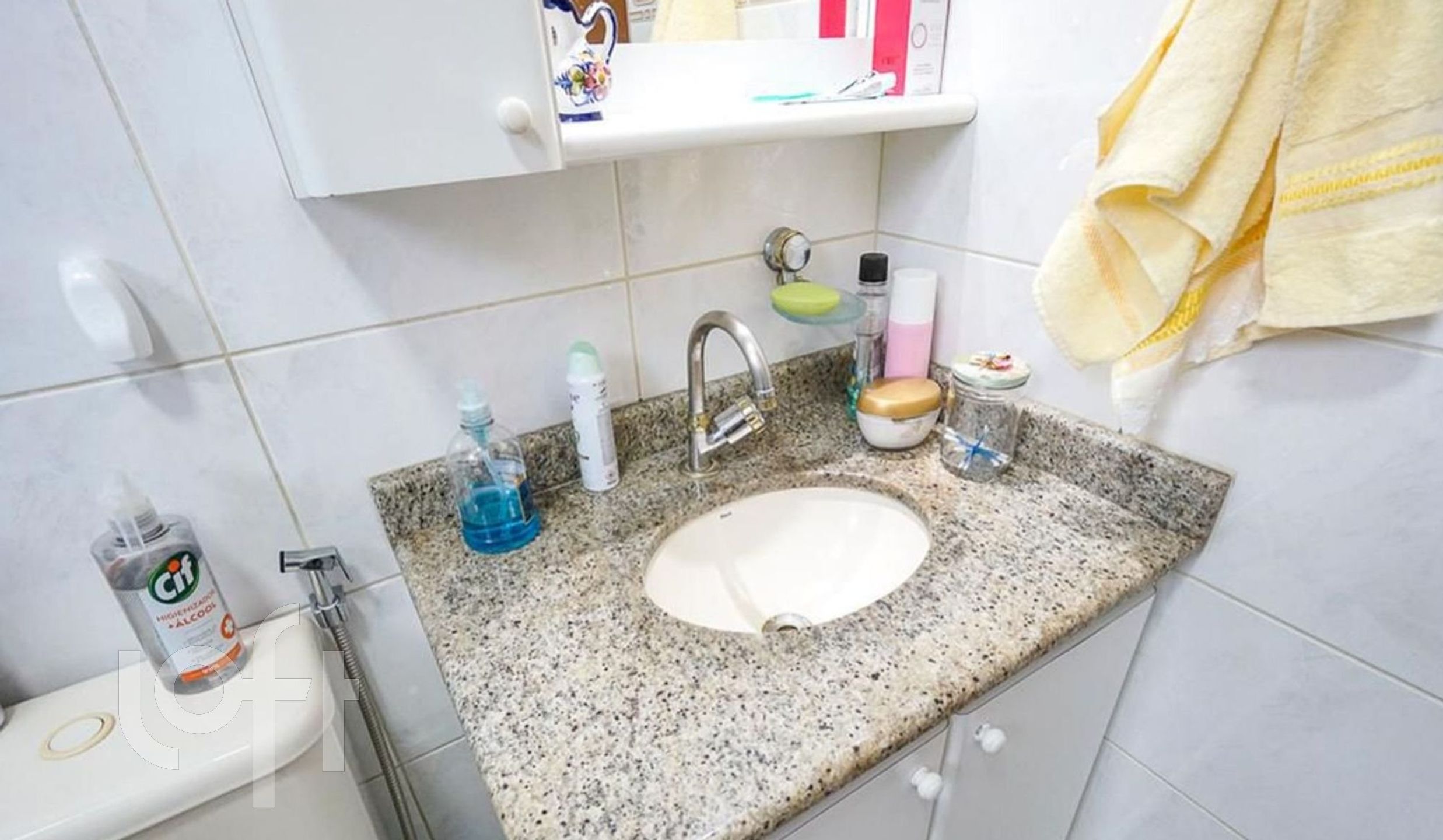 Apartamento à venda com 2 quartos, 141m² - Foto 2