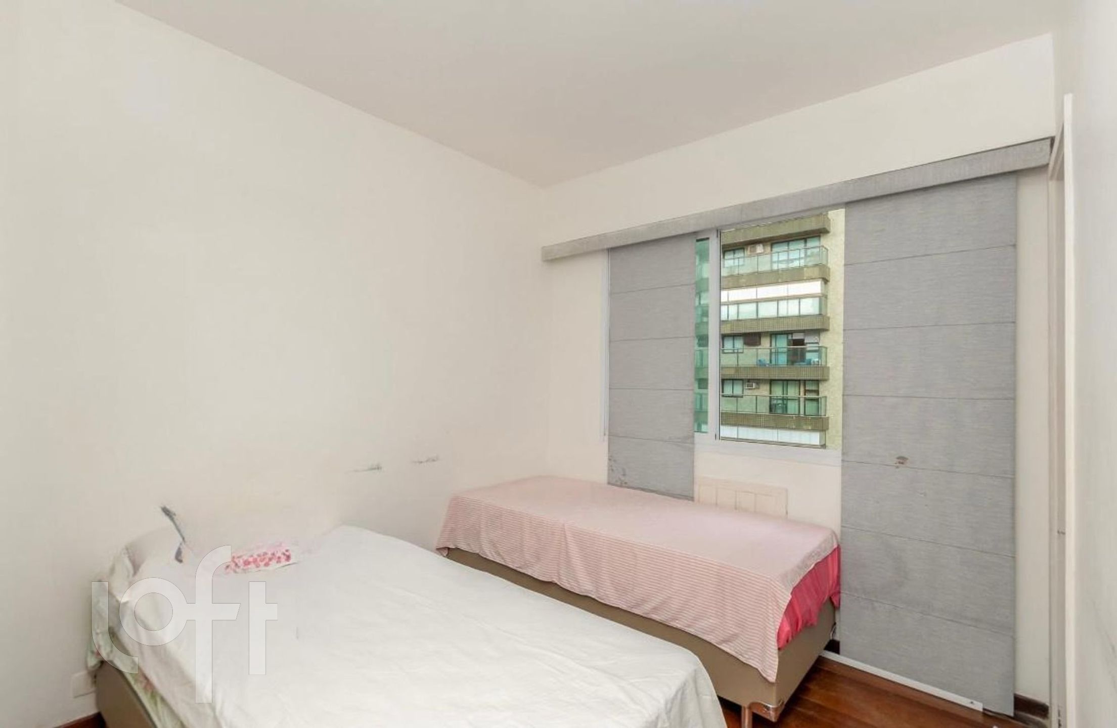 Apartamento à venda com 3 quartos, 369m² - Foto 2