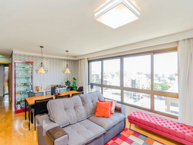 Apartamento com 86m², 3 dormitórios, 1 suíte, 2 vagas, Menino Deus em Porto Alegre