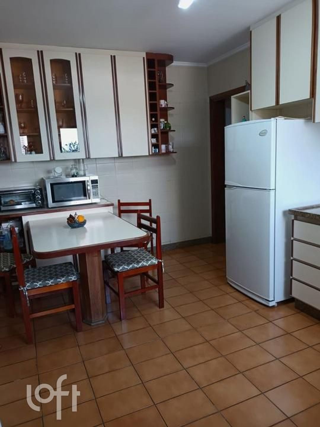 Apartamento à venda com 2 quartos, 140m² - Foto 4