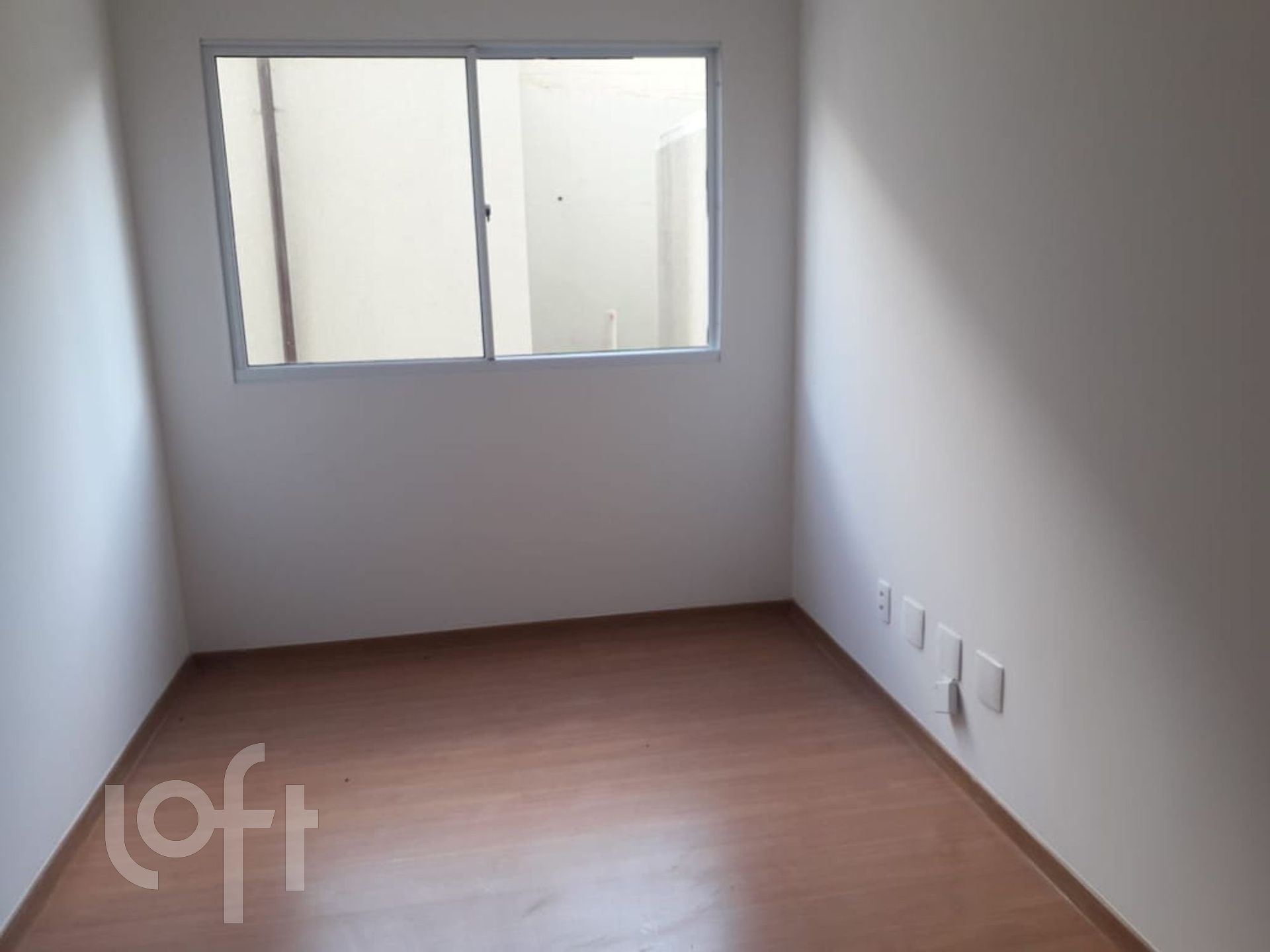 Apartamento à venda com 1 quarto, 37m² - Foto 1