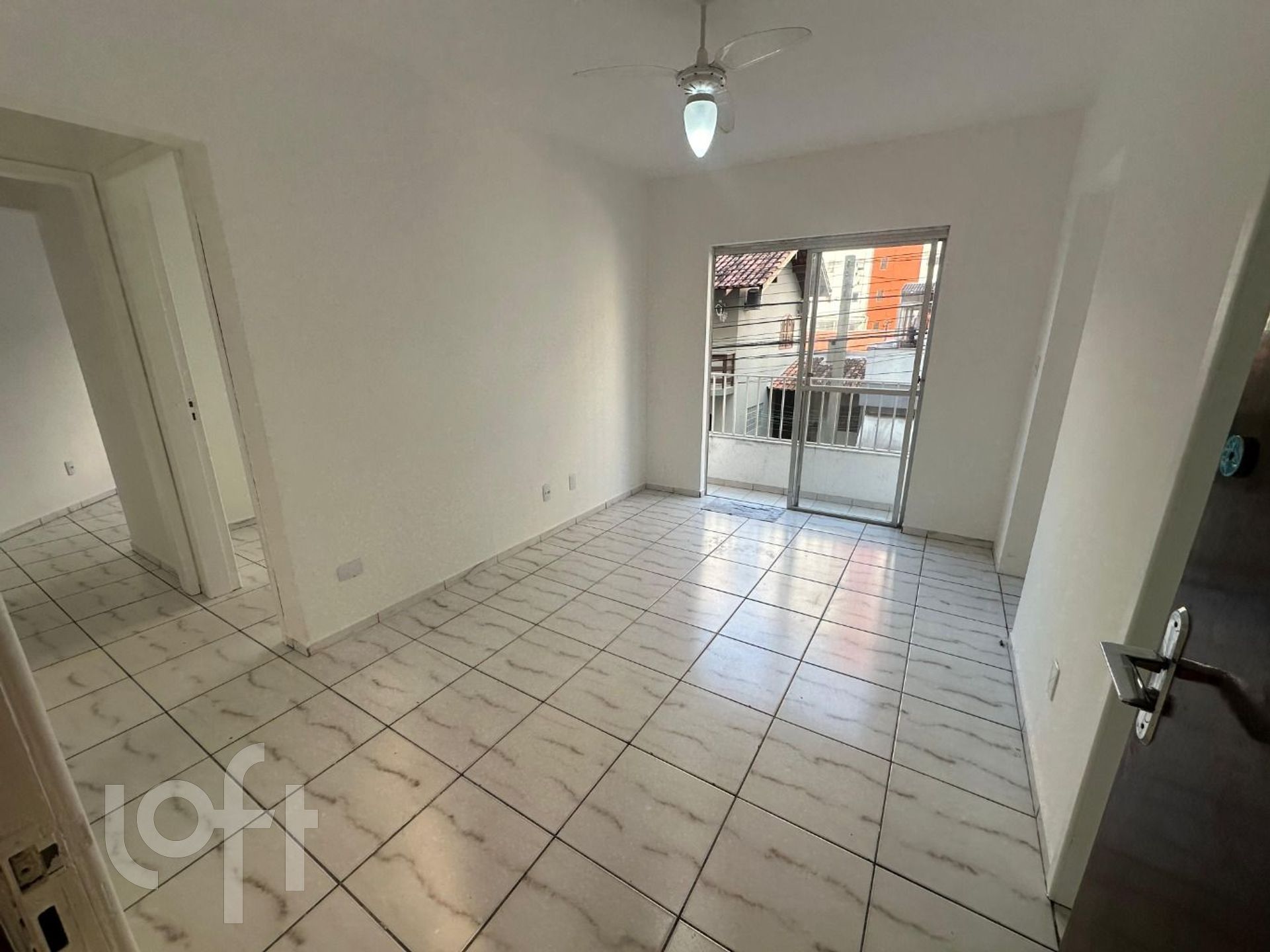 Apartamentos com 69m², 2 quartos, 1 garagem, no bairro Centro em Balneário Camboriú