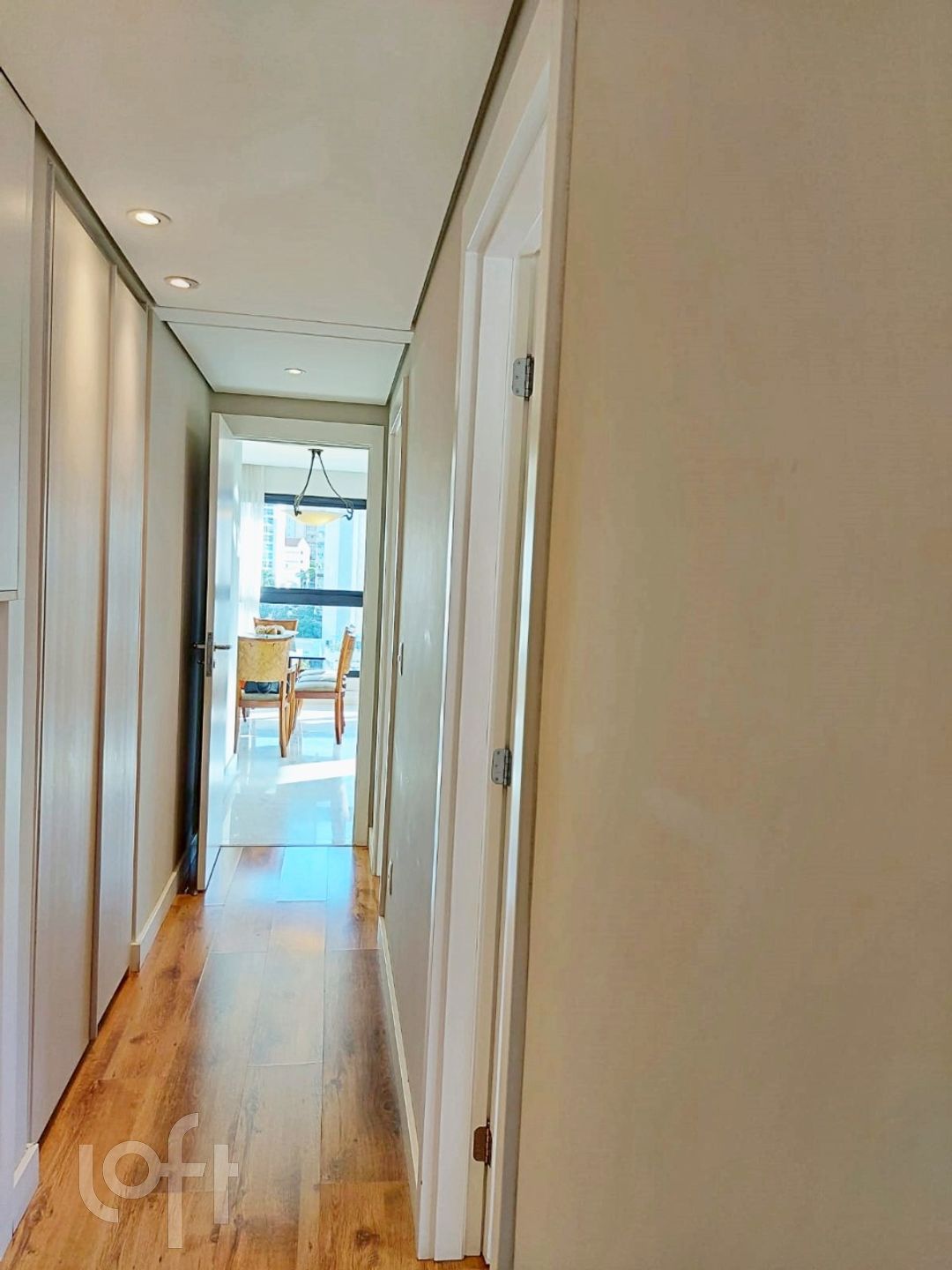 Apartamento à venda com 4 quartos, 147m² - Foto 8