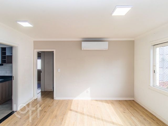 Apartamento com 64m², 2 dormitórios, 1 vaga, Auxiliadora em Porto Alegre