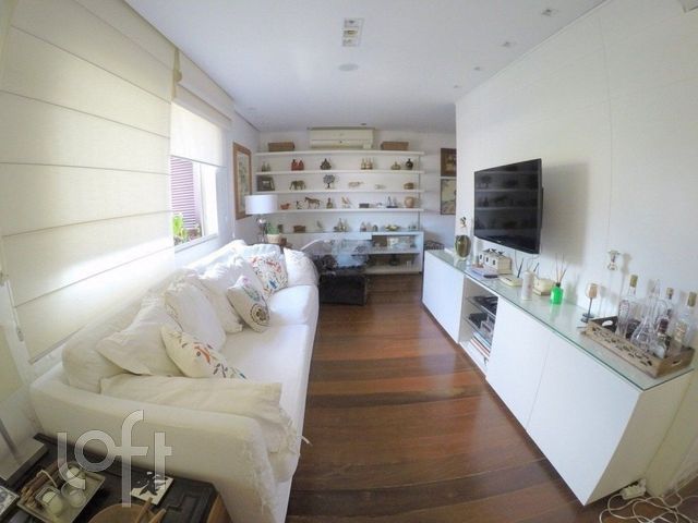 Apartamento com 120m², 1 dormitório, 1 suíte, 1 vaga, Rio Branco em Porto Alegre