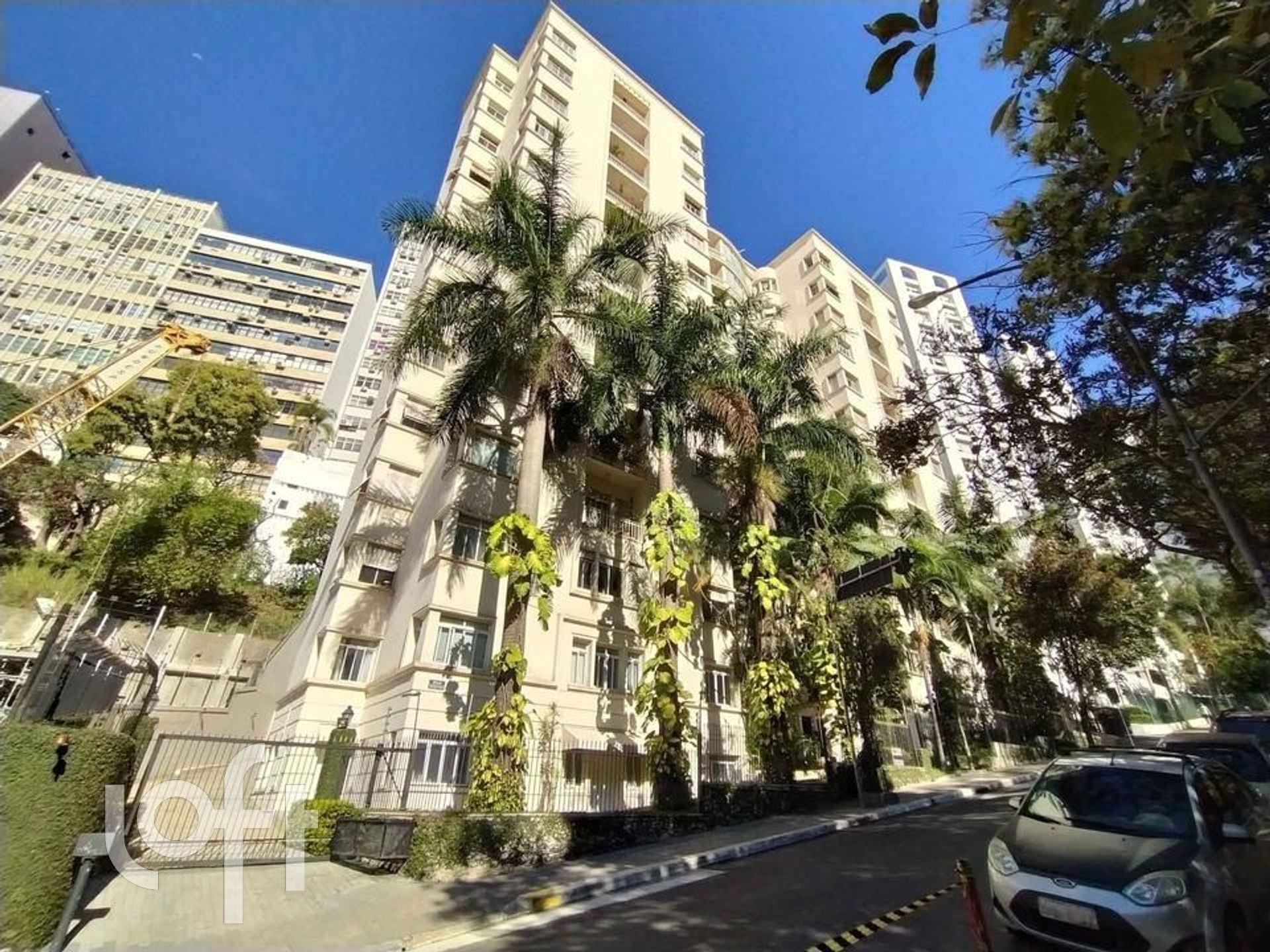 Apartamento à venda com 3 quartos, 260m² - Foto 7