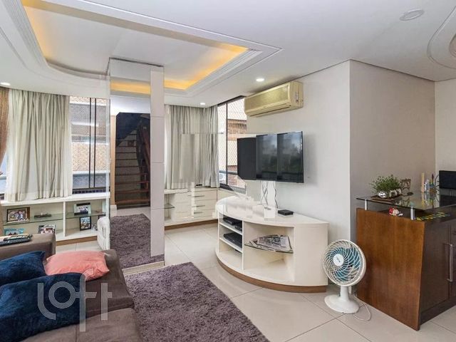 Apartamento com 200m², 4 dormitórios, 1 suíte, 2 vagas, Petrópolis em Porto Alegre