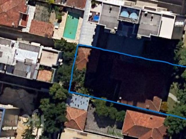 Casa com 600m², 4 dormitórios, 1 suíte, Petrópolis em Porto Alegre