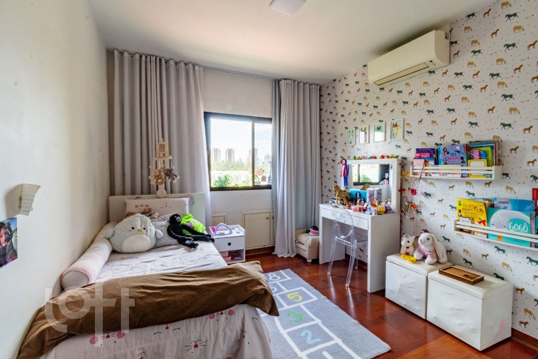 Apartamento à venda com 4 quartos, 300m² - Foto 35