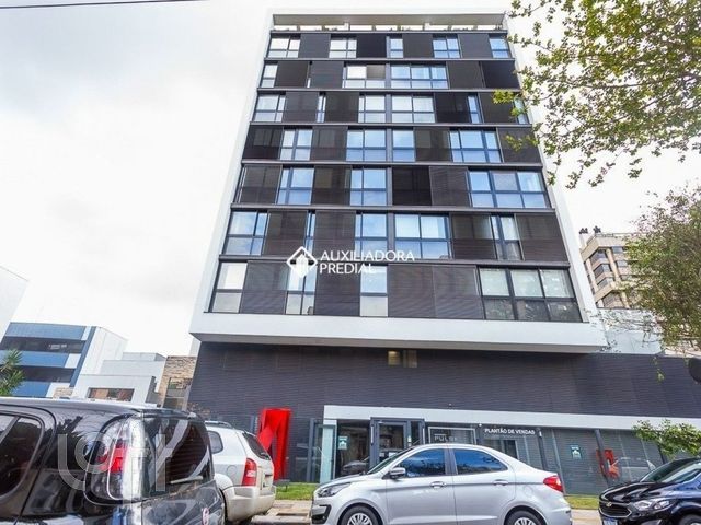 Apartamento com 50m², 1 dormitório, 1 vaga, Auxiliadora em Porto Alegre