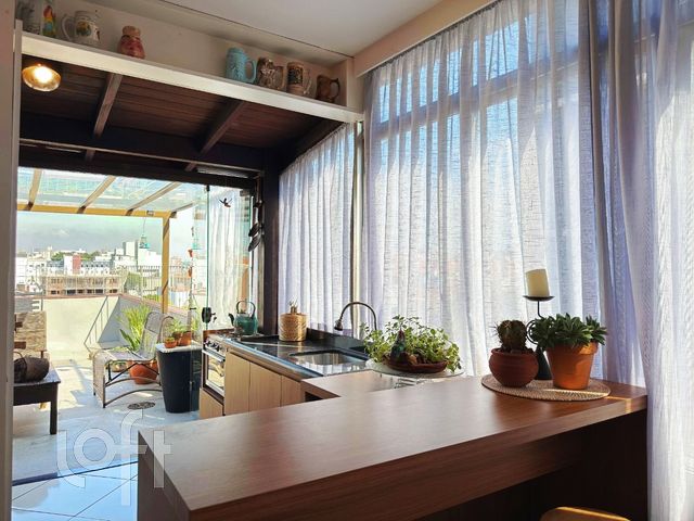 Apartamento com 214m², 4 dormitórios, 1 suíte, 3 vagas, Cristo Redentor em Porto Alegre