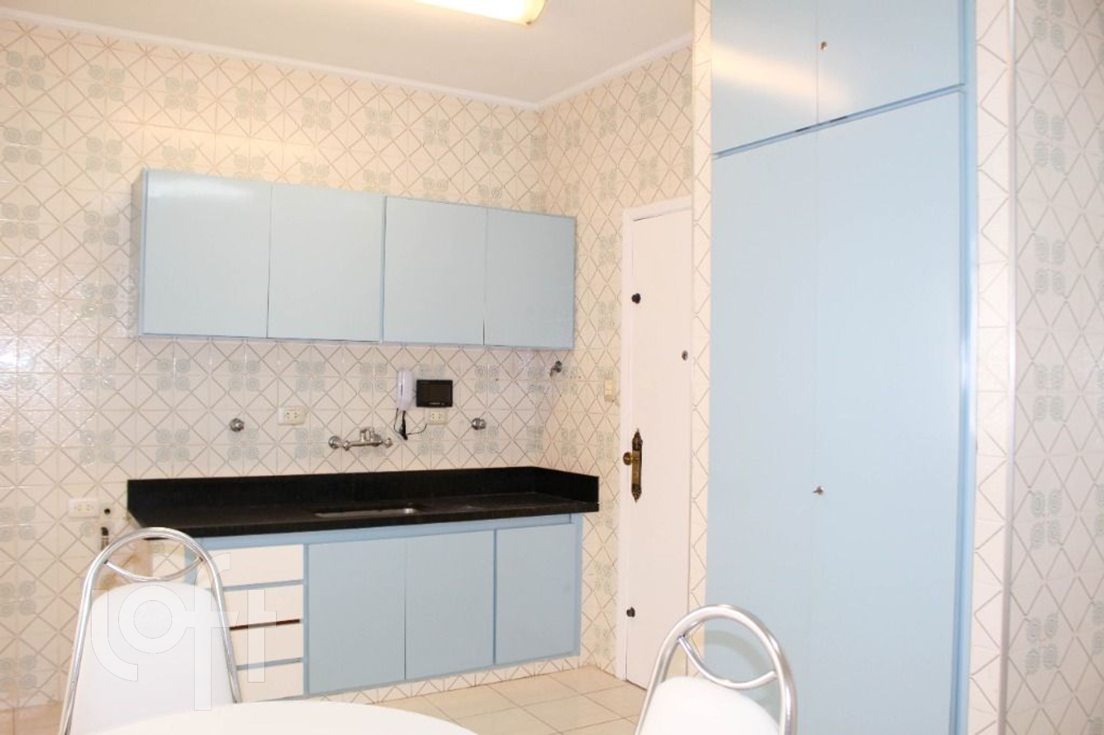 Apartamento à venda com 3 quartos, 156m² - Foto 8