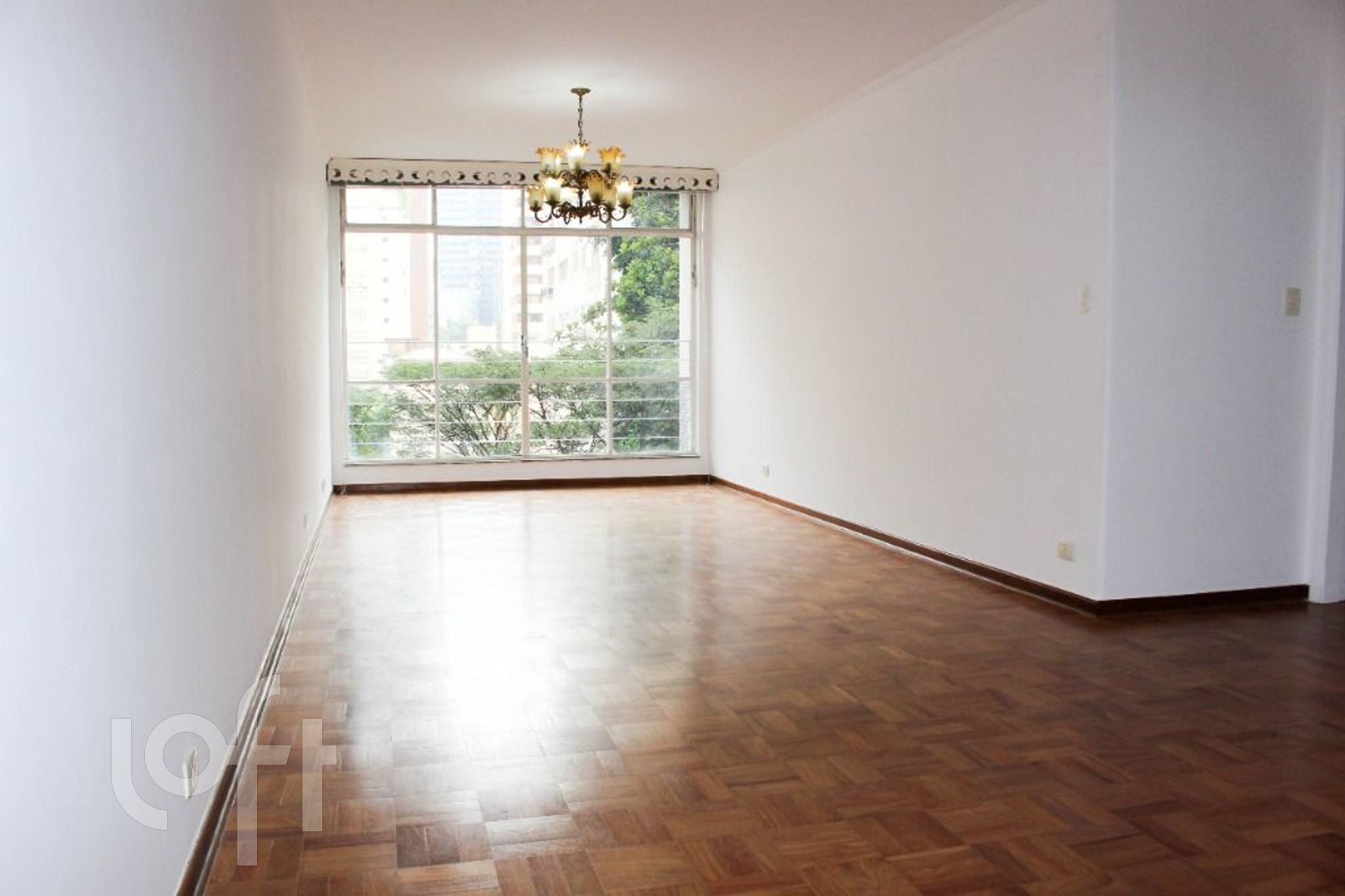 Apartamento à venda com 3 quartos, 156m² - Foto 3