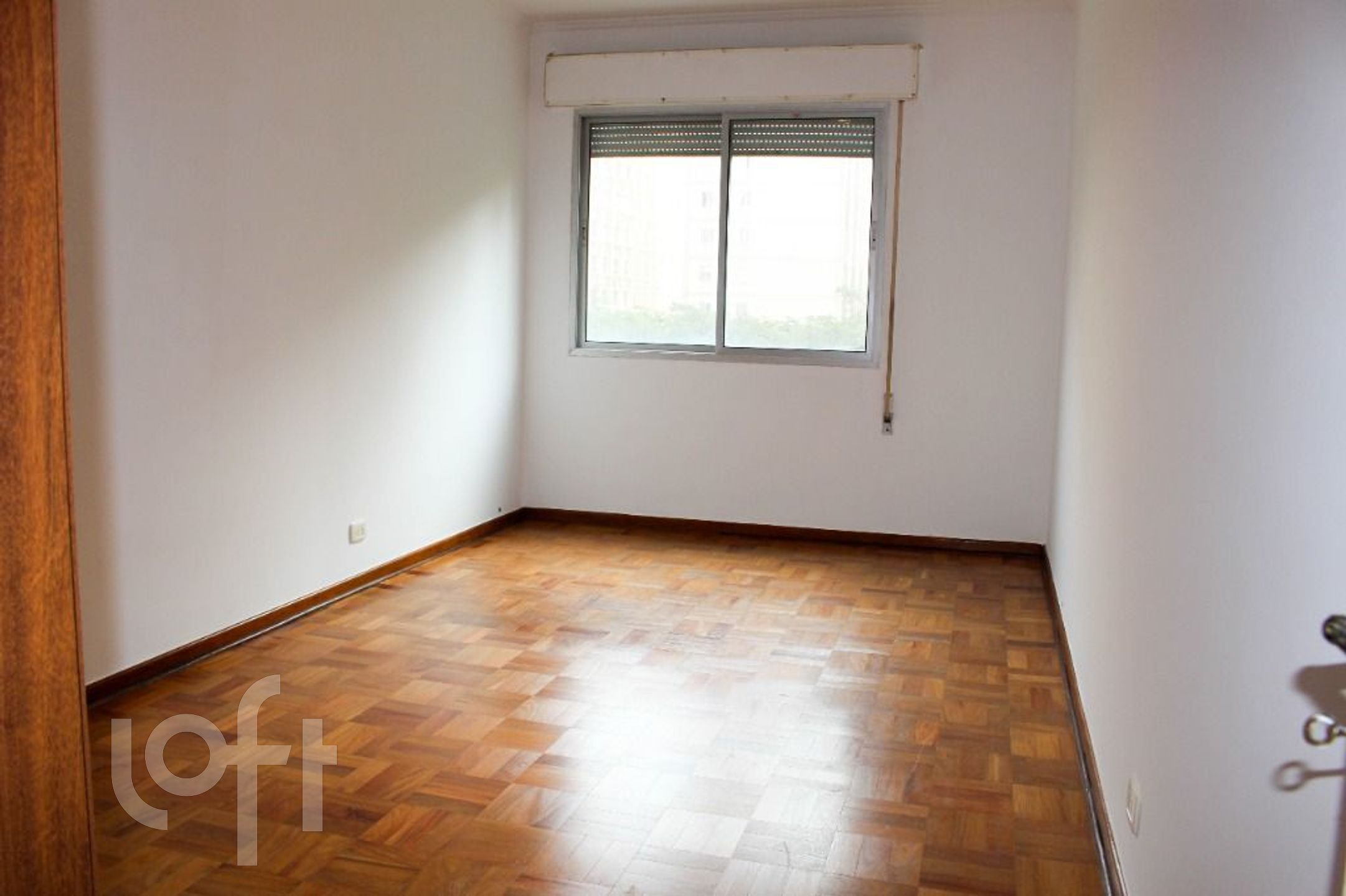 Apartamento à venda com 3 quartos, 156m² - Foto 12