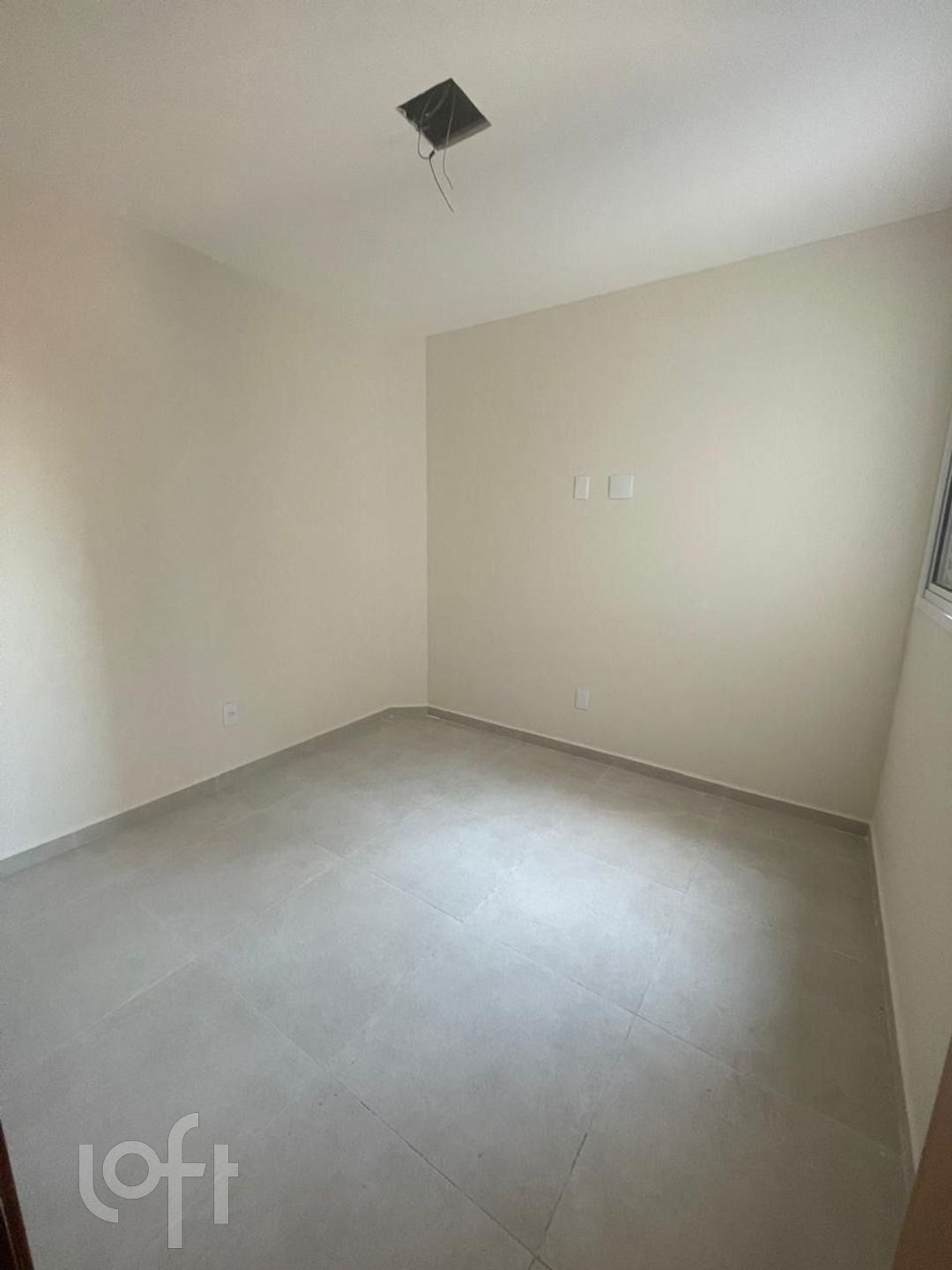 Apartamento à venda com 2 quartos, 66m² - Foto 4