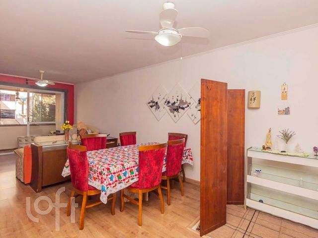 Apartamento com 110m², 3 dormitórios, 1 vaga, Petrópolis em Porto Alegre