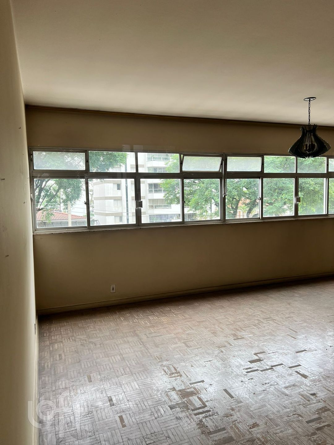 Apartamento à venda com 3 quartos, 220m² - Foto 1