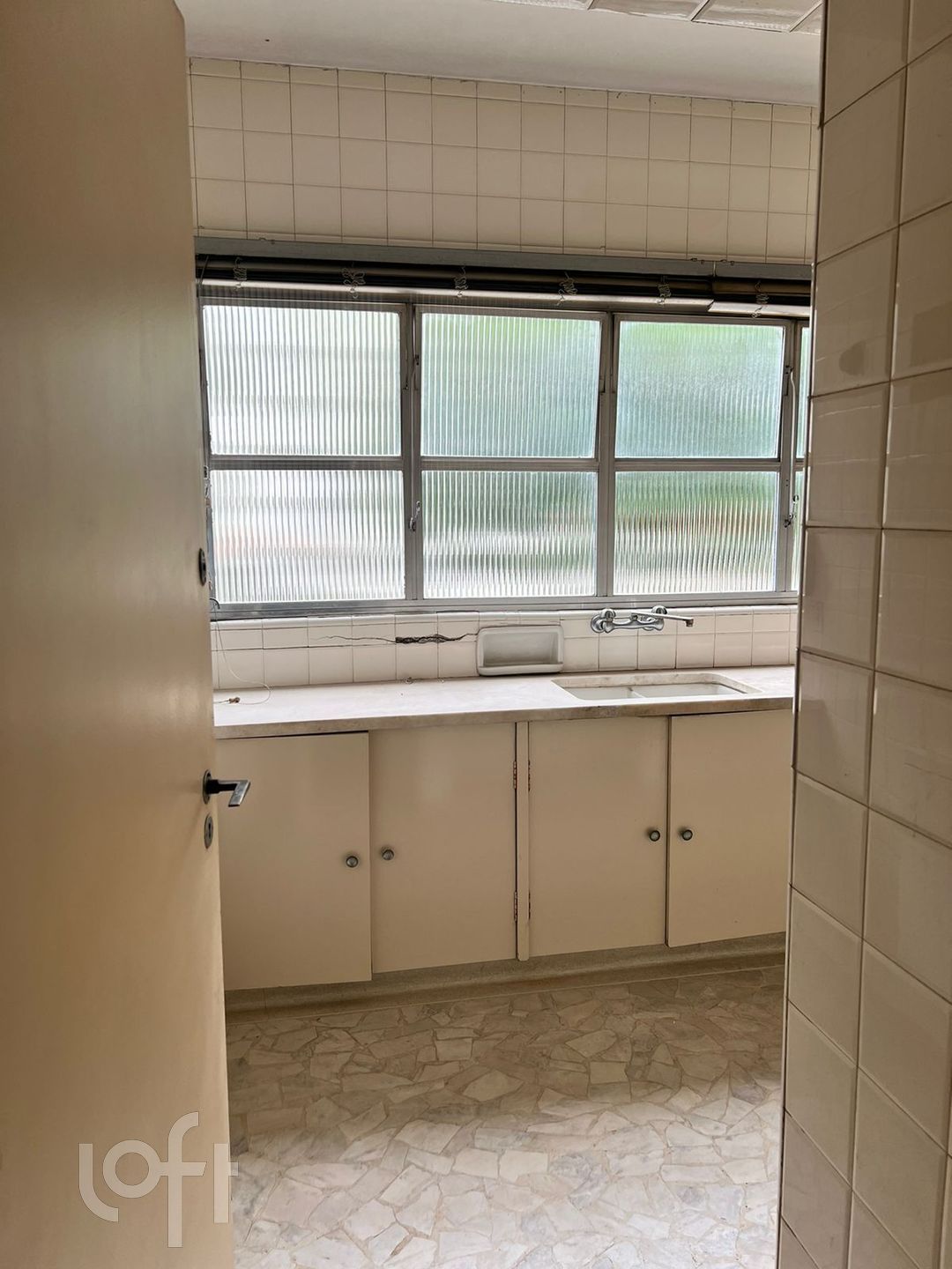 Apartamento à venda com 3 quartos, 220m² - Foto 7