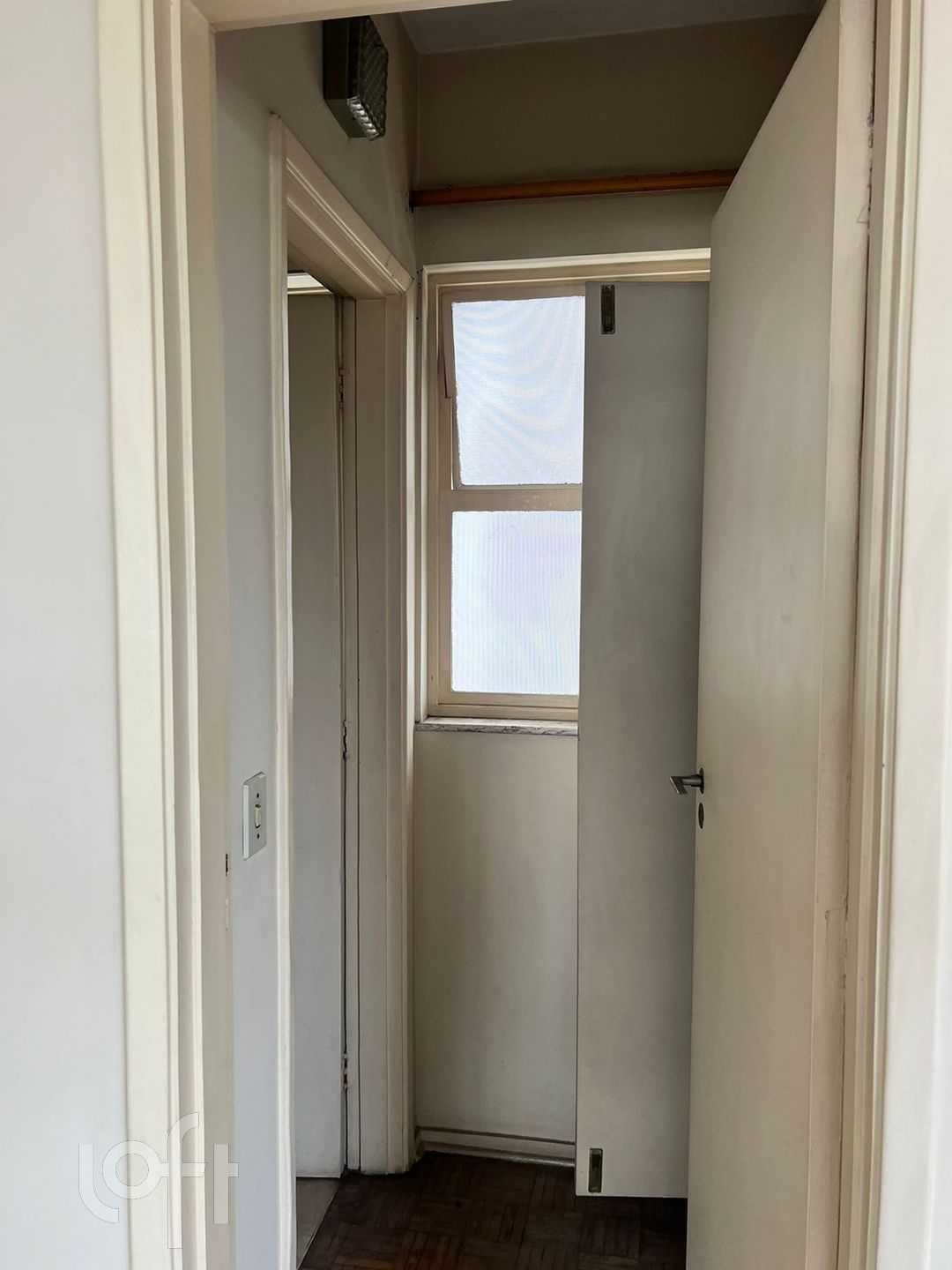 Apartamento à venda com 3 quartos, 220m² - Foto 4