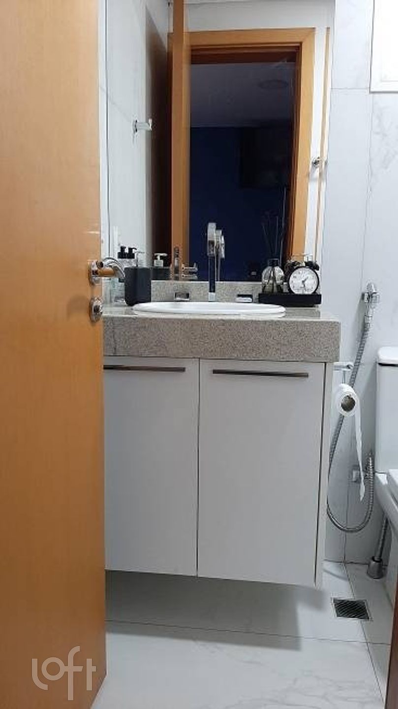 Apartamento à venda com 3 quartos, 105m² - Foto 28