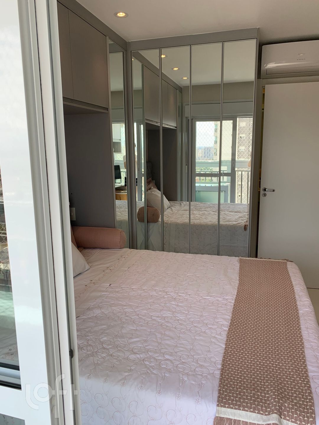 Apartamento à venda com 2 quartos, 70m² - Foto 5