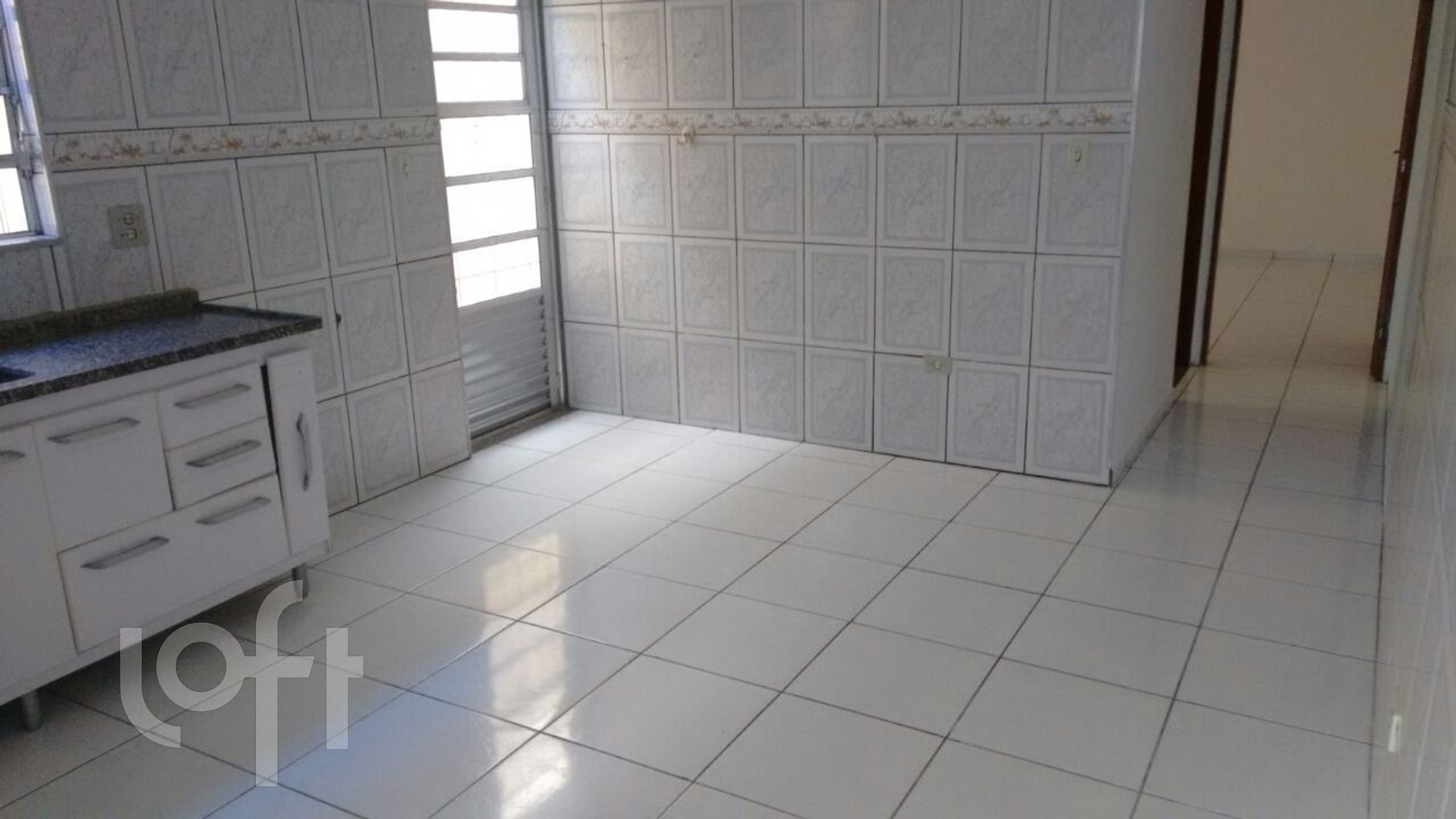 Casa à venda com 5 quartos, 215m² - Foto 7