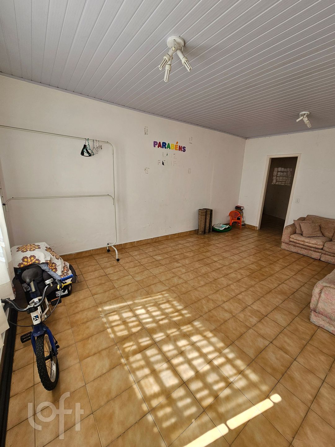 Casa à venda com 3 quartos, 150m² - Foto 2