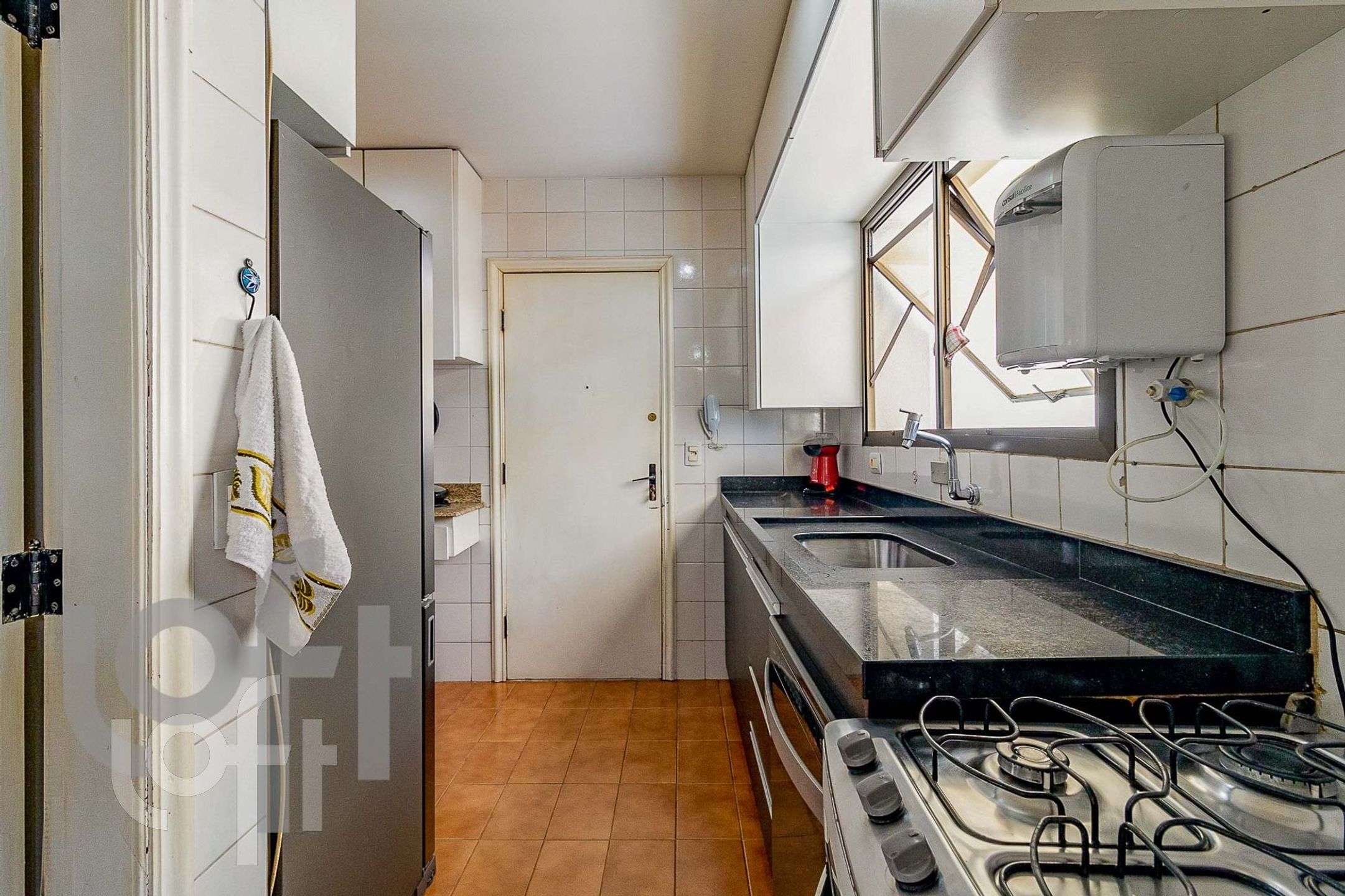 Apartamento à venda com 4 quartos, 145m² - Foto 17