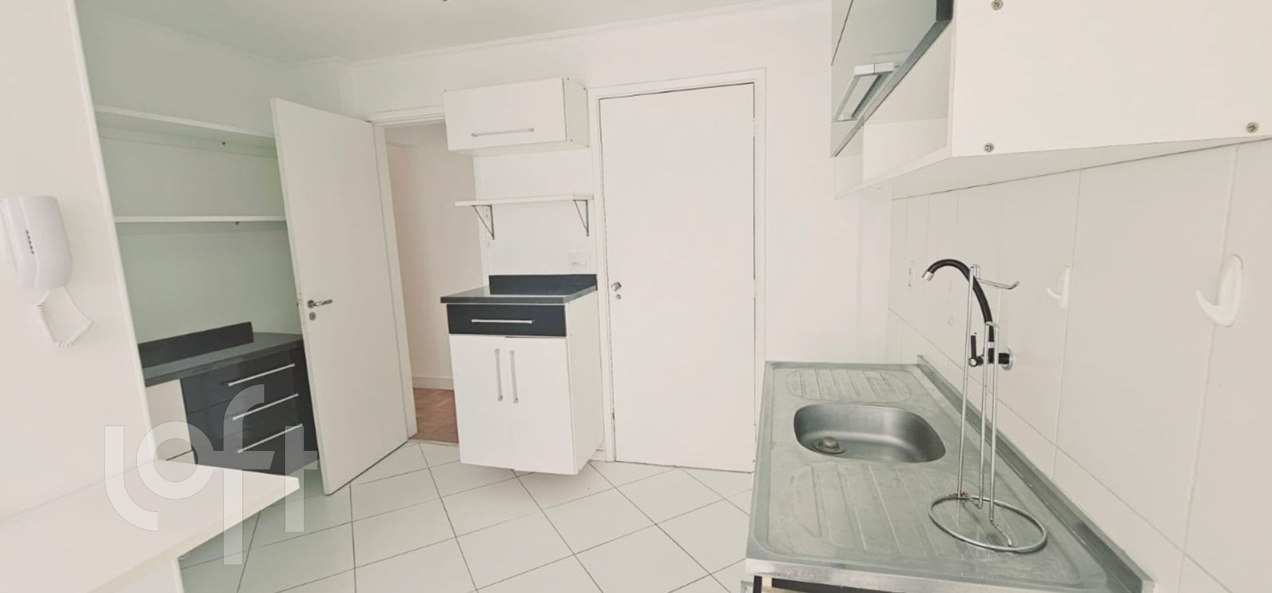 Apartamento à venda com 2 quartos, 80m² - Foto 3