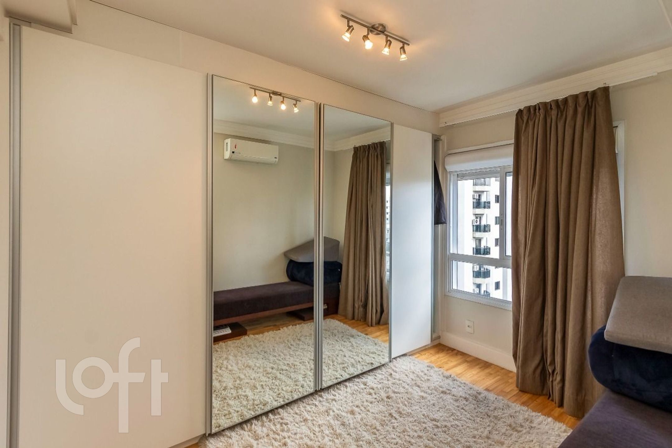 Apartamento à venda com 3 quartos, 210m² - Foto 26