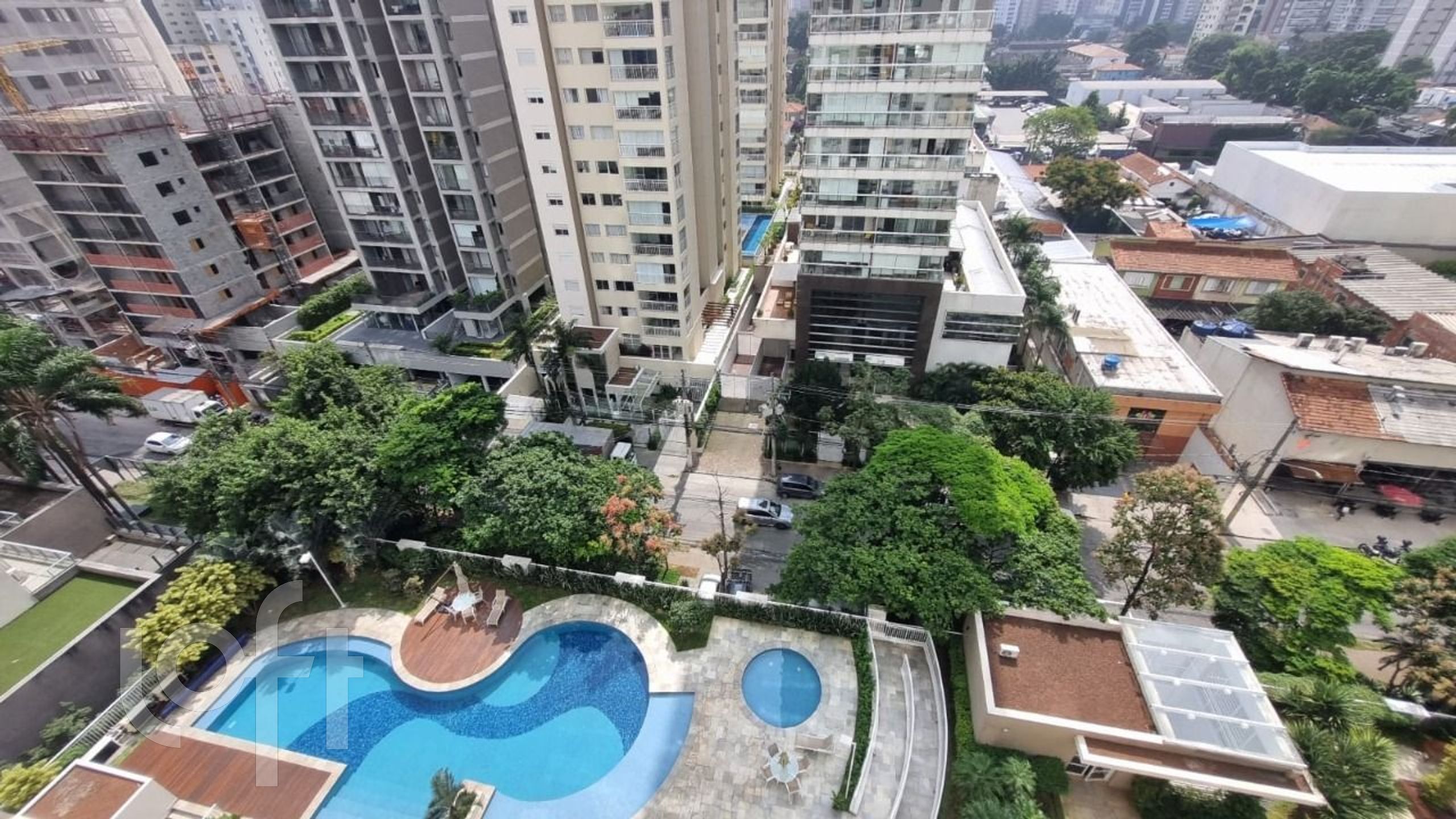 Apartamento à venda com 3 quartos, 210m² - Foto 36