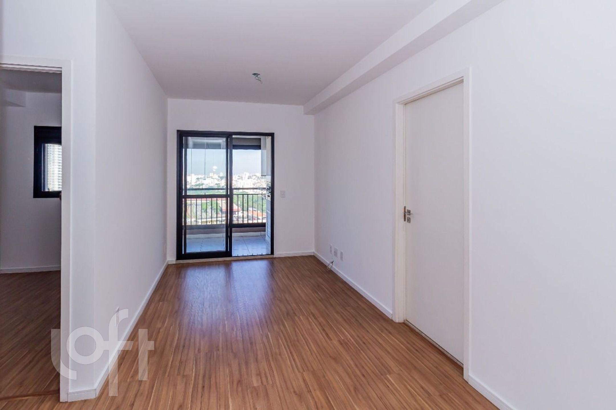 Apartamento à venda com 2 quartos, 61m² - Foto 2